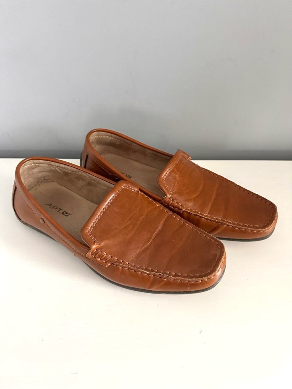 APT.9 - Men’s, Slip On Shoes, Brown, Moccasin Style, Loafer, EUC, Size 8.5